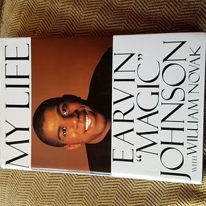 BEV'S BOOKS - MY LIFE by EARVIN "MAGIC" JOHNSON